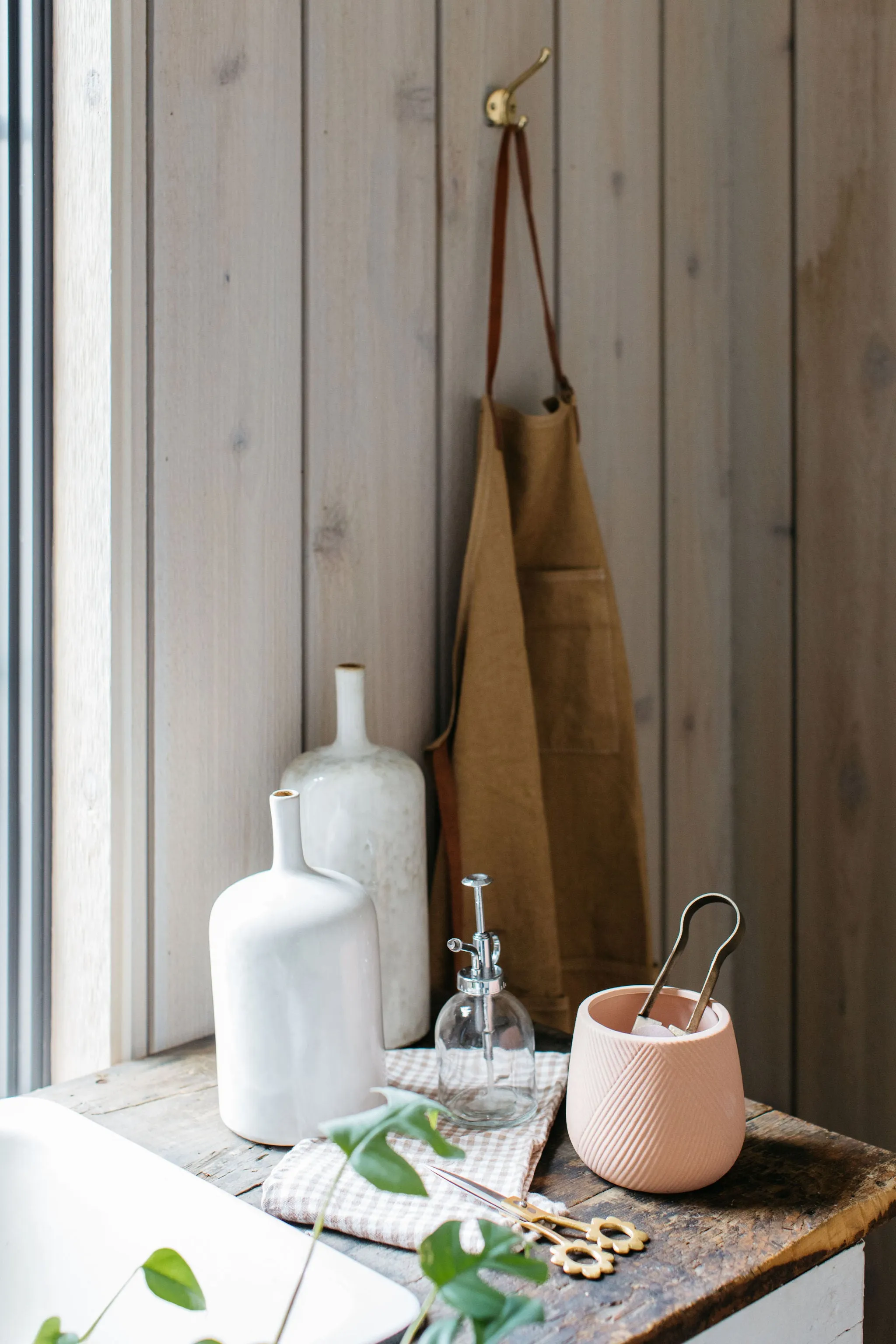 Canvas Apron with Leather Ties