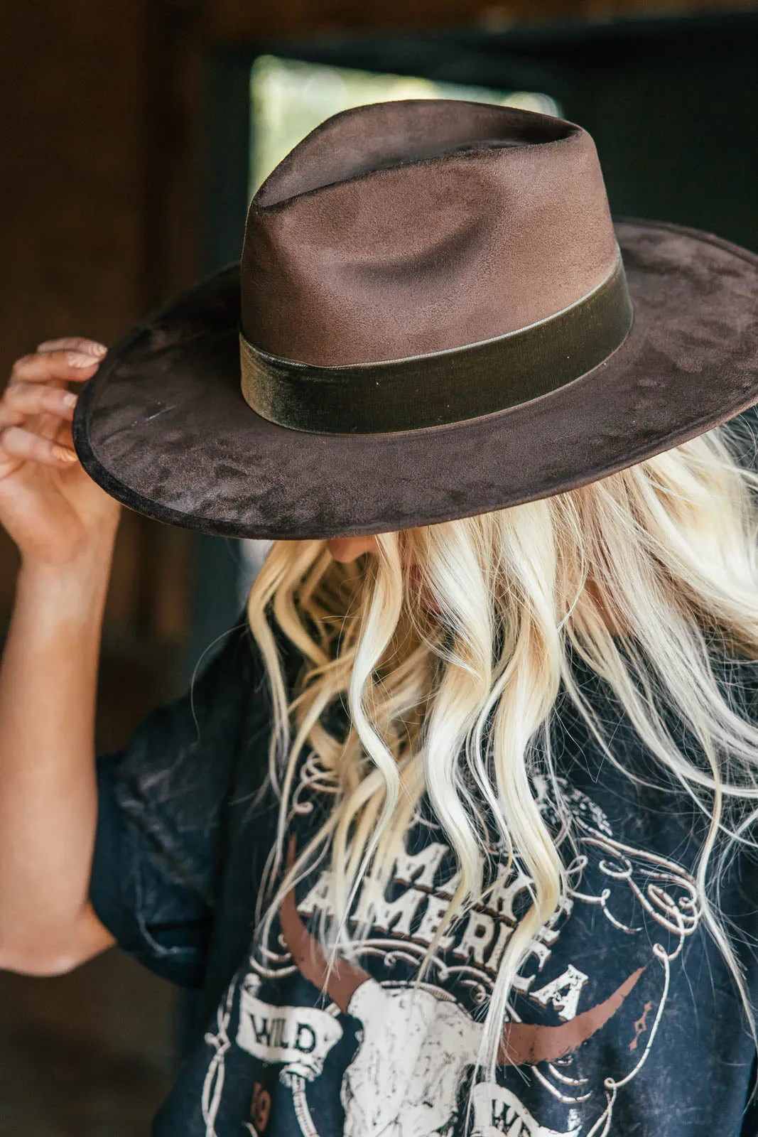 NEW!! The Luna Banded Suede Hat in Espresso Brown