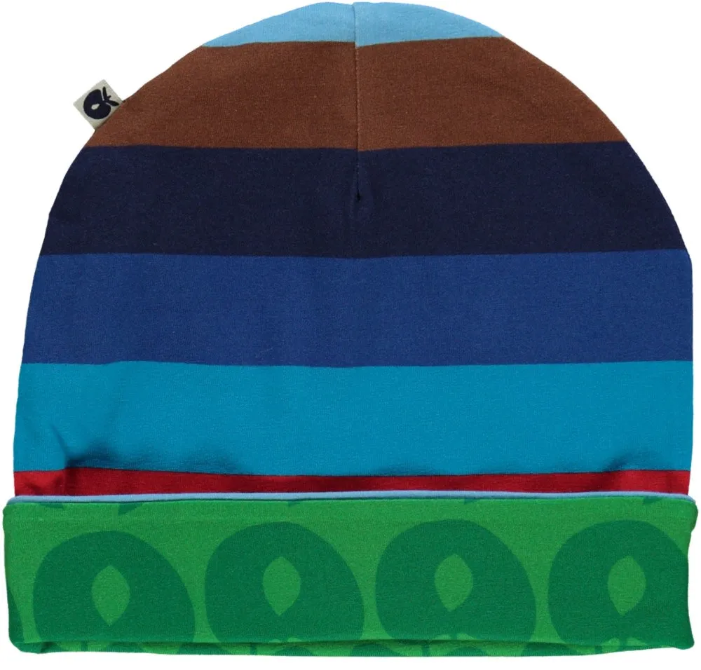 Reversible beanie with stripes and apples